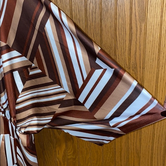 Dress - Picture 4 of 6